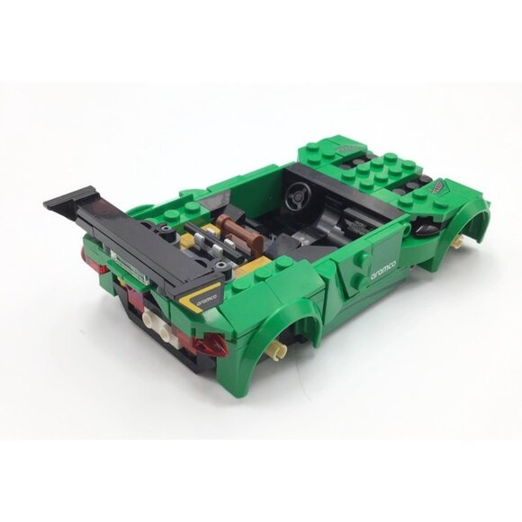 LEGO Speed Champions 76925 Aston Martin Vantage Safety Car & AMR23 Partly Built - Picture 4 of 10